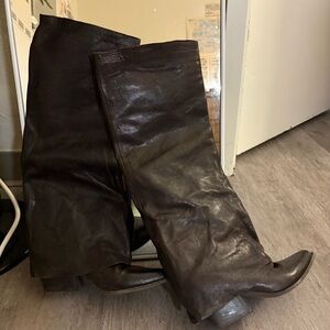 Italian Vintage Dark Brown Leather Heeled Boots